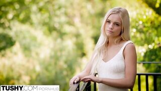 Christian Clay és Karla Kush hátsó lyukba kurelva