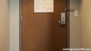 Solana a fiatal fekete pipi a castingon járt