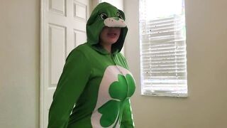 18 éves cosplayes óriási fenekű latina tini
