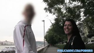 Magyar amatőr tini lány pénzért kamatyol
