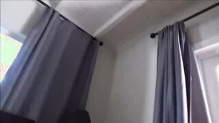 Ribi nevelő húgi elcsábítja a bátyját