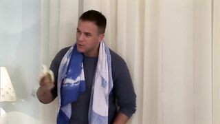 Orosz tini szuka és a kettő hímvessző