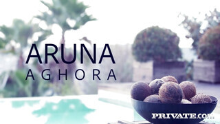 Aruna Aghora pici puncija finoman megdugva