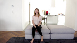 Mary Kalisy a szexi orosz tini gádzsi