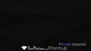 Puremature - Lillian Stone a termetes didkós milf