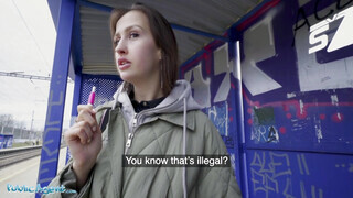 Public Agent - Fiatal gádzsi pénzért reszel