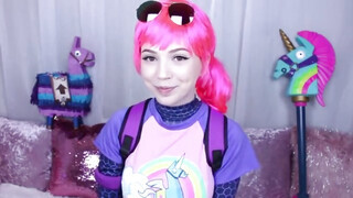 Fortnite cosplayes lány leszopja a műfaszokat