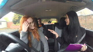Fake Driving School Marilyn Sugar csoki csinos harisnyában