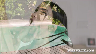 Private com - Alyssia Kent a fullos román milf