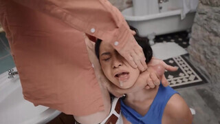 Brazzers - Carmela Clutch segítséget kapott