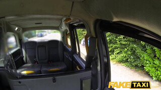 Fake Taxi - Brooke Jameson hátsó lyukba reszelve