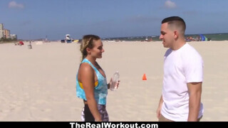 TheRealWorkout - a strandon szedtem fel ezt a pipit