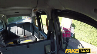 Fake Taxi - Kylie Nymphette a szajha egyetemista maca