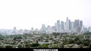 TeamSkeet - Avery Cristy nyalja a dél amerikai tanárnőt