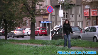 PublicAgent - Óriás cicis cseh lány