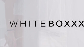 WhiteBoxxx - Sasha Rose orosz szuka nem akar kimaradni a buliból