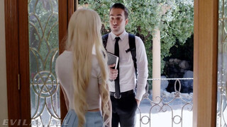 EvilAngel - Kenzie Reeves kikezd a fószerrel