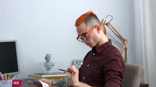 Slim4K - Jolie Butt a dögös diáklány
