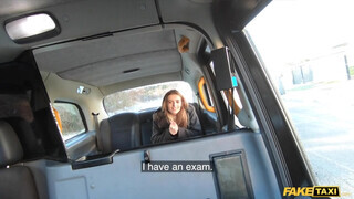 Fake Taxi - 18 éves csajszika segglyukba kurelva