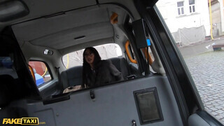 Fake Taxi - Mali Ubon a csinos brazil csaj
