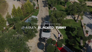 TUSHY - Jia Lissa popója megdöngetve