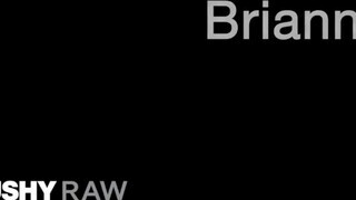 TUSHYRAW - Brianna a bombázó dél amerikai milf