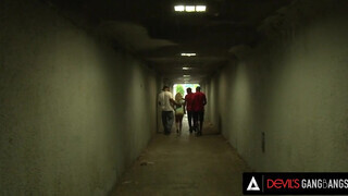 DevilsGangbangs - Spanyol milf csoportszex kufircolása