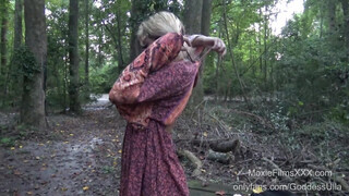 MoxieFilms - Méretes tőgyes hippi csajszi