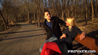 Private com - Zlata Shine a szexi hatalmas tőgyes milf