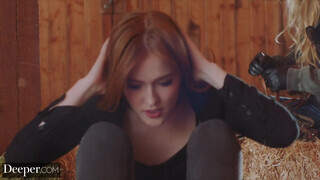 Deeper - Jia Lissa benyeli a óriási pélót