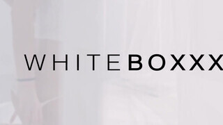 WHITEBOXXX - Francys Belle a óriási kannás gádzsi