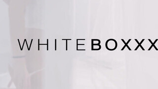WHITEBOXXX - Anie Darling édeshármasban kefél