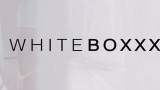 WhiteBoxxx - Vinna Reed a dögös cseh gádzsi