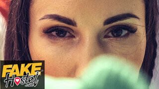 Fake Hostel HD - Lilu Moon a fullos orosz csajszi
