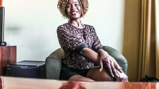 Bombázó amatőr milf keményen megbaszva casting forgatás után