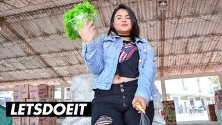 Forró dél amerikai milf xiomara soto olajos kettyintése az úton