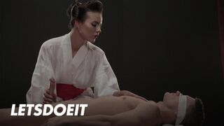 A cseh szívdöglesztő Vanessa Decker megőrjíti Max Diort forró lovaglással