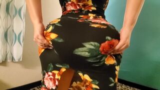 Crystal Lust nagy popós milf-et megdúgják egy szextől füstölgő hotelszobában