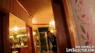 Lágy kaland a Life Selector világában: Vad koleszos lányok legelső élményei Isis Taylorral és barátnőivel anális édeshármasban